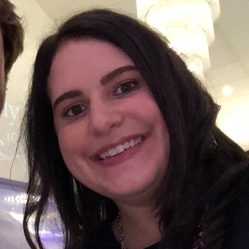 Meet your Posher, Alexandra